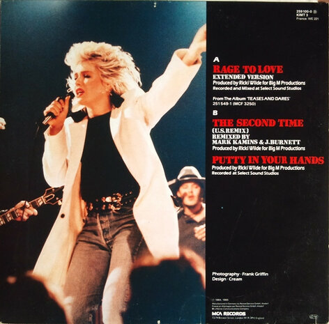 Kim Wilde - Rage To Love (1985)